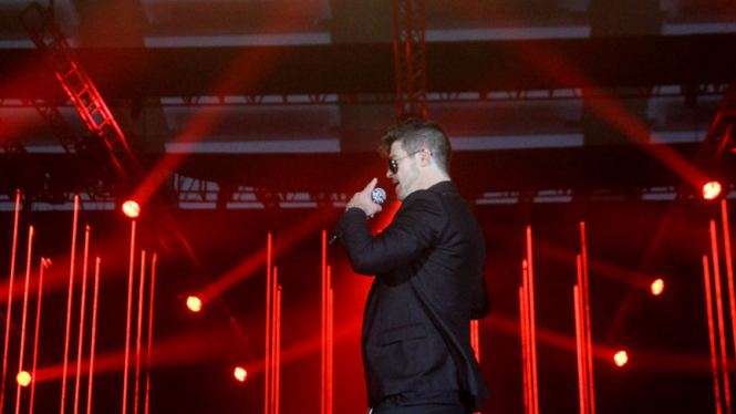 Robin Thicke memperjuangkan harta warisan ayahnya