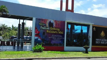 Spanduk Festival Gerhana Matahari Total di Palembang
