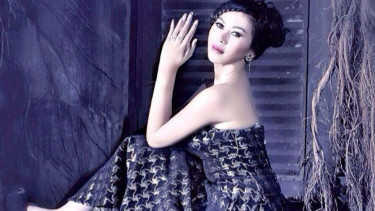 model cantik Anneke Carolline