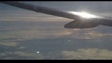 Gerhana difoto dari ketinggian 34.000 feet