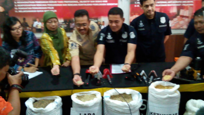 Polisi temukan bumbu dapur berbahan kimia