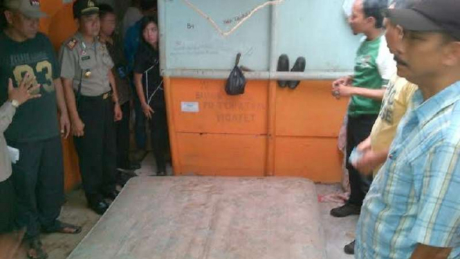 Warung kopi milik Torik