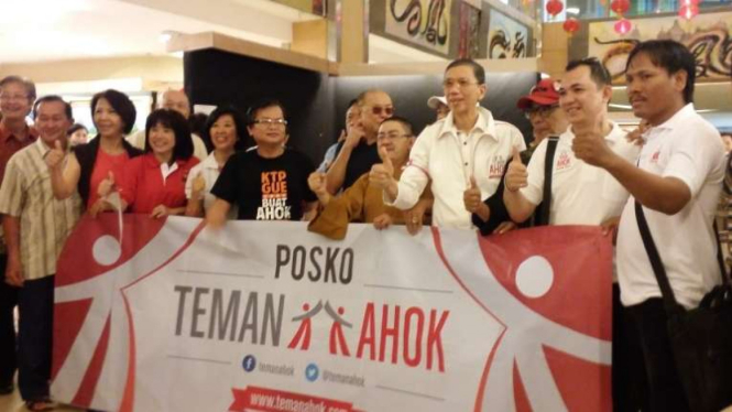 Posko Teman Ahok di Pluit Village, Jakarta