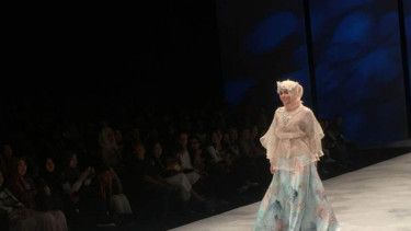 Koleksi Ria Miranda di Indonesia Fashion Week (IFW) 2016.