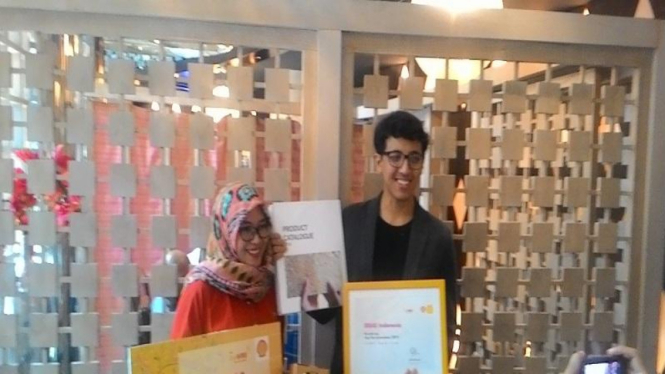 Pendiri Grow Box, Ronaldiaz Hartantyo dan Annisa Wibi Ismarlanti