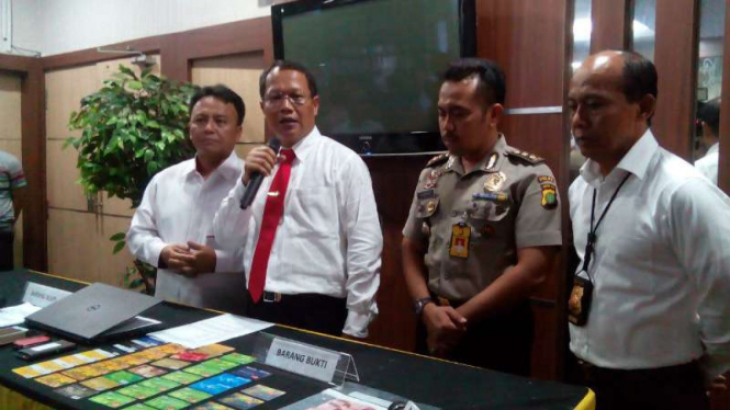 Ditreskrimsus ungkap kasus penipuan acara Kemenpan-RB, Rabu, 16 Maret 2016.