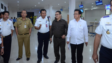 Wakil Ketua Komisi V Yudi Widiana Adia