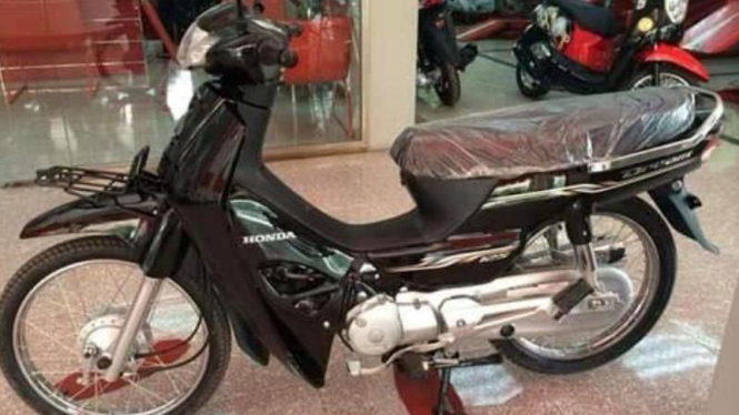 Honda Dream 125 edisi 2016.