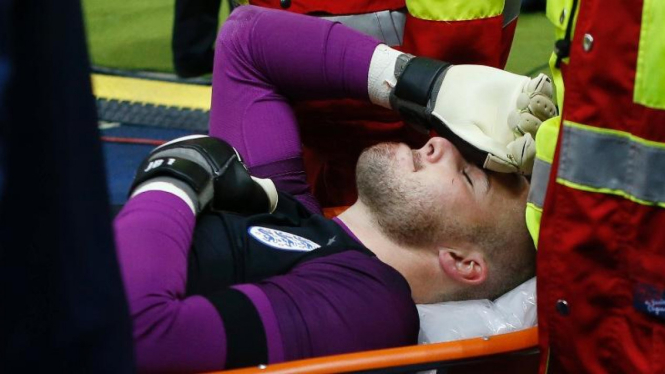 Kiper Timnas Inggris, Jack Butland, mengalami cedera.