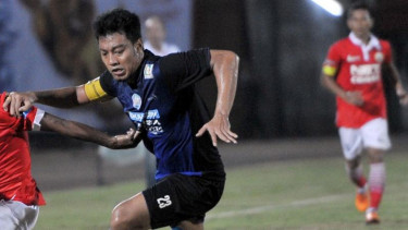 Pemain Arema Cronus, Hamka Hamzah
