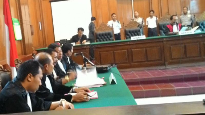Sidang praperadilan La Nyalla Mattaliti di Pengadilan Negeri Surabaya