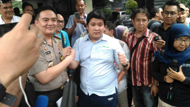 Koordinatoriat Wartawan Parlemen DPR, MPR, DPD RI menyambangi Polda Metro Jaya.