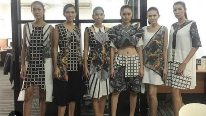 Koleksi Busana Terbaru Adra World