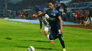 Pemain Arema Cronus, Ahmad Alfarizie