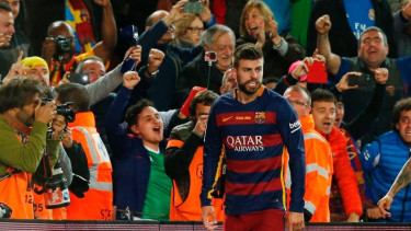  Bek Barcelona, Gerard Pique.