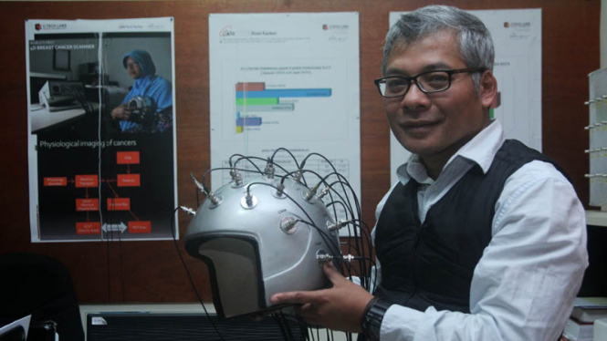Terapi Pengobatan Kanker ECCT Dr. Warsito.
