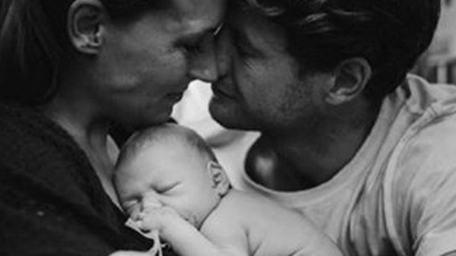 Nancy dan Charlie McLean, yang kehilangan putra mereka, Edison.