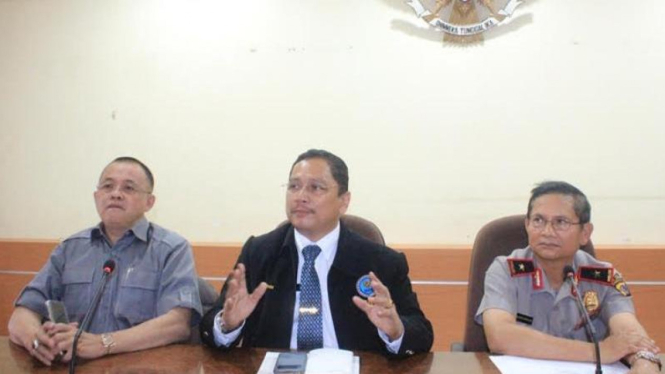 Jumpa pers anggota DPRD nyabu di tempat karaoke.