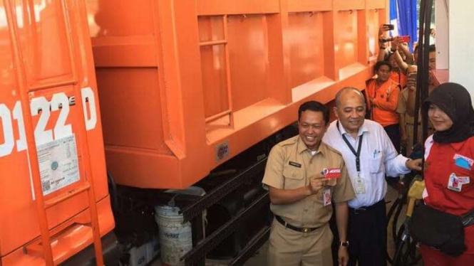 Kendaraan dinas DKI telah dilengkapi RFID