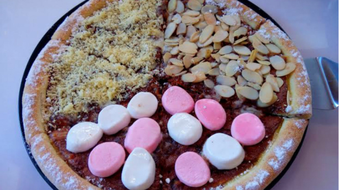 Kreasi Pizza Manis di Pizza Nagih