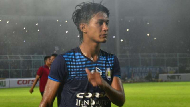 Pemain Arema Cronus, Johan Ahmad Alfarizi