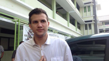Stuart Collin ujian Paket C