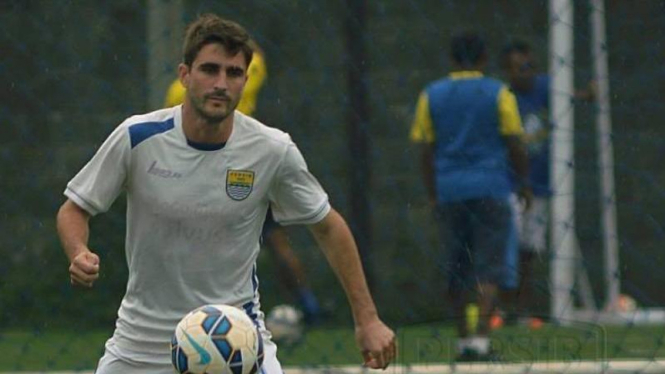 Pemain Persib Bandung, Robertino Pugliara.