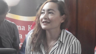 Inikah Penyebab Cerai Dewi Rezer dan Marcellino Lefrandt?