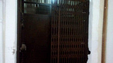 Lift Otis di Gedung Jiwasraya Kota Lama Semarang.