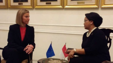 Menlu Retno Marsudi dan Wakil Presiden  European Commission Federica Mogherini.
