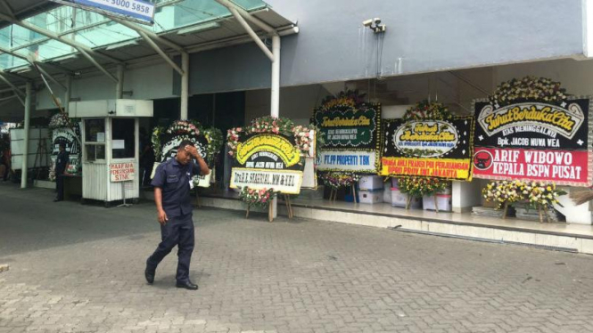 Suasana rumah duka Heaven Pluit, tempat jenazah Jacob Nuwa Wea disemayamkan