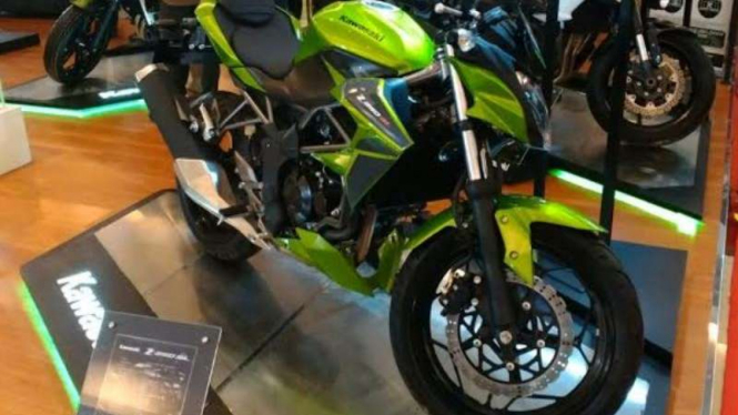 Z250 SL ABS di IIMS 2016