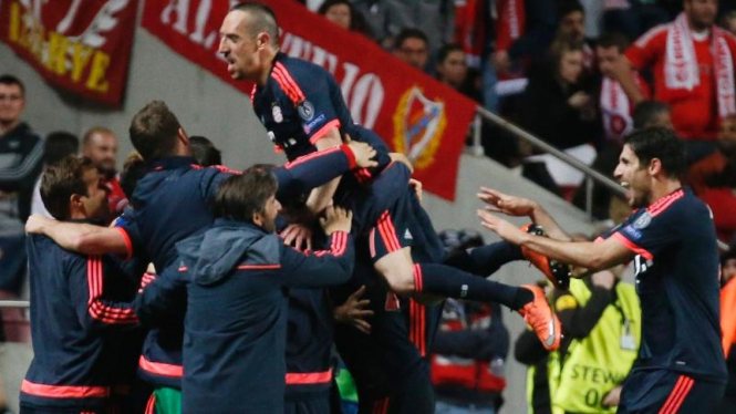 Selebrasi para pemain Bayern Munich di perempatfinal.