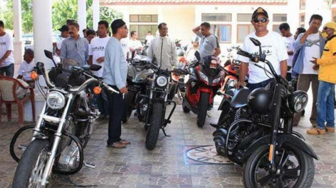 Motor gede Bupati Buru, Ramli Umasugi