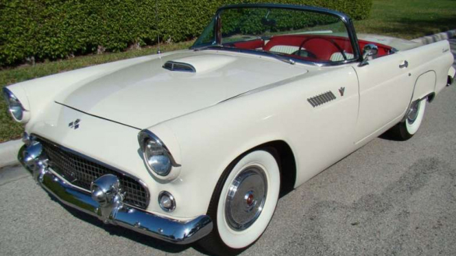 Ford Thunderbird