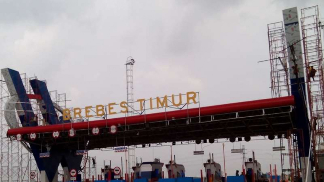 Pintu tol Brebes Timur