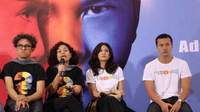 konferensi pers film AADC 2