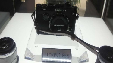 Olympus PEN