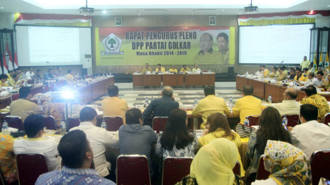 Rapat Pleno jelang Munaslub Partai Golkar  2016