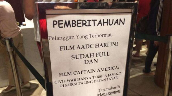 Tiket film Ada Apa Dengan Cinta?2 laris manis