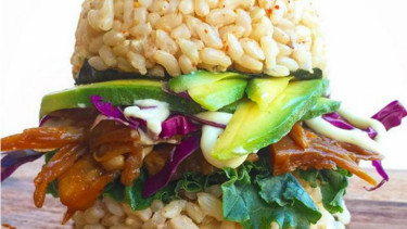 Burger Sushi Vegetarian.