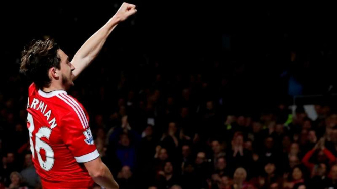 Bek Manchester United, Matteo Darmian.