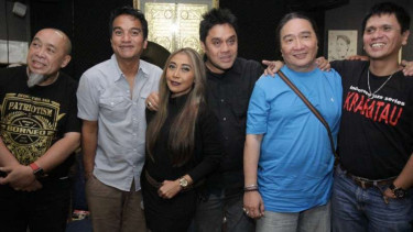 Gilang Ramadhan, trie Utami, Indra Lesmana, Dwiki Dharmawan