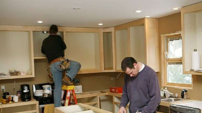 Renovasi rumah.