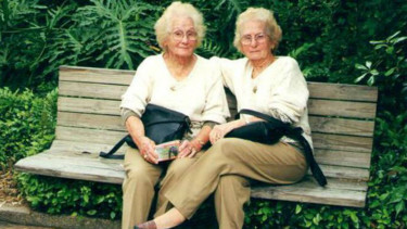 Mary Belle Roach dan Mae Belle Roach