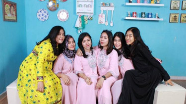 Kumpul bersama.