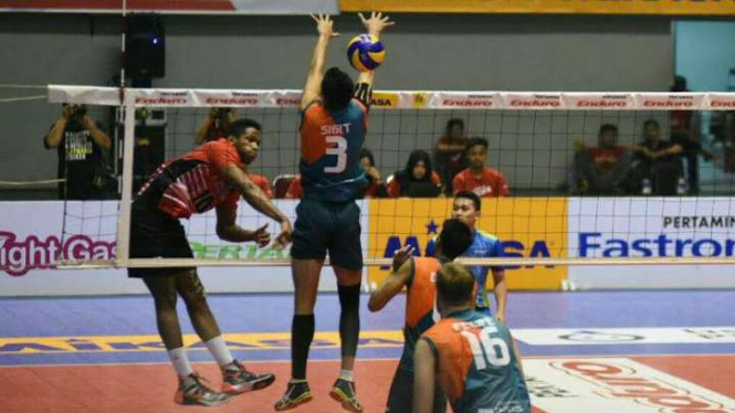 Pertandingan tim putra Proliga 2016