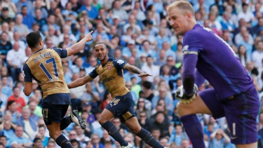 Laga Manchester City vs Arsenal di Etihad Stadium, 8 Mei 2016.