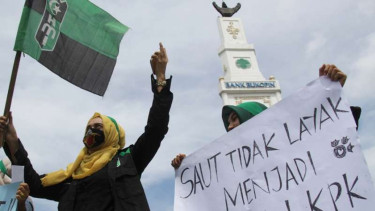 Demonstrasi HMI mengecam Saut Situmorang di Banda Aceh.