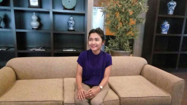  Tenant Relation Apartment Sudirman Mansion, Dian Nestika
